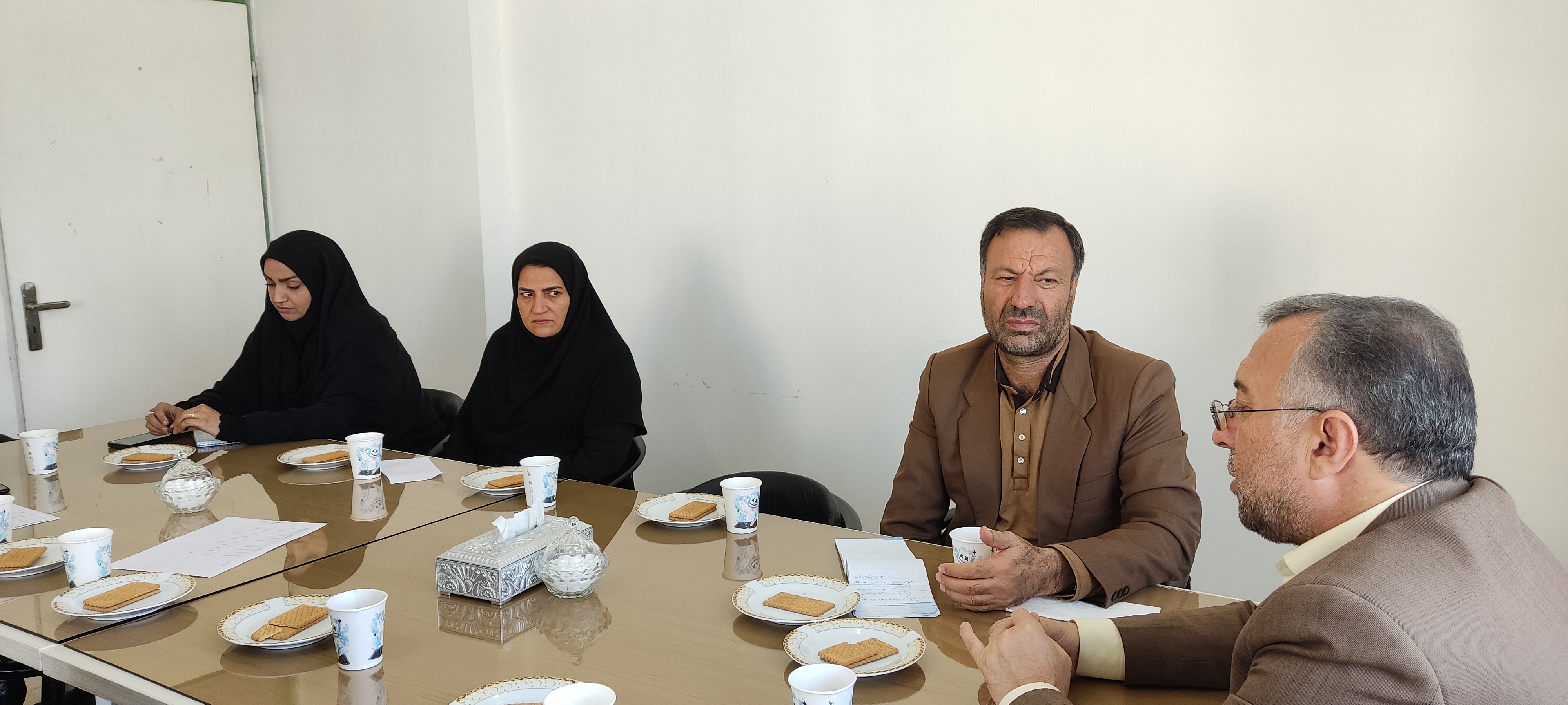جلسه انجمن کتابخانه های عمومی درشاهین دژبرگزارشد