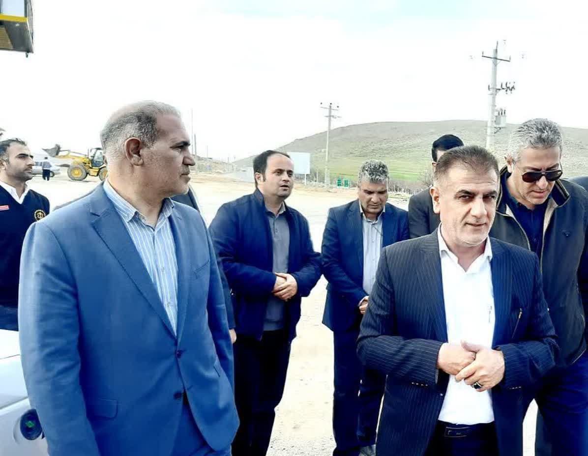 بررسی پروژه های حوزه راهسازی شاهین دژ با حضور مدیرکل راهداری وحمل ونقل جاده ای