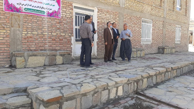 بازدید میدانی فرماندار شهرستان شاهین دژ ازعملیات اجرایی طرح هادی درروستای بی بی کند در بخش  مرکزی