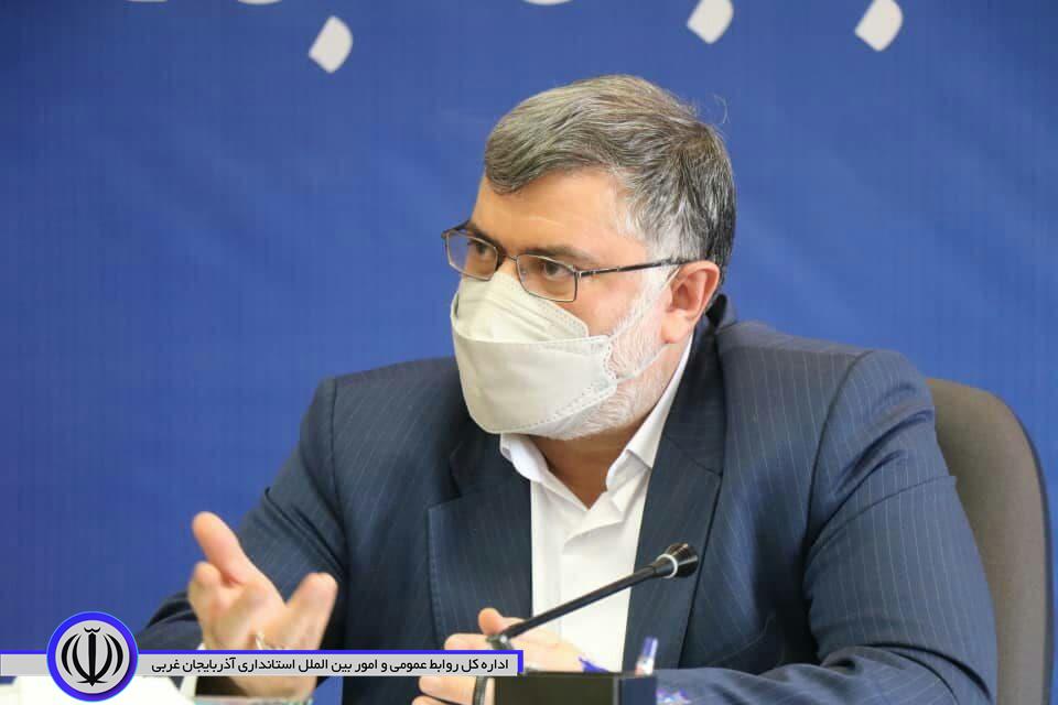 موانع و مشکلات پیش روی صادرات استان رفع گردد/ حضور بخش خصوصی در پایانه های مرزی استان فراهم شود/ پایانه ها و گمرکات استان به صورت شبانه روزی فعال شوند