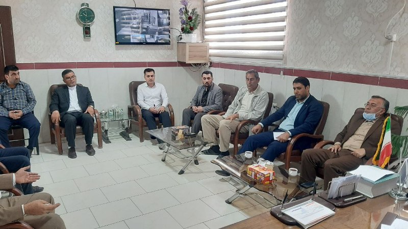 🇮🇷دیدار فرماندار شهرستان شاهین دژ با شهردار وکارکنان شهرداری کشاورز