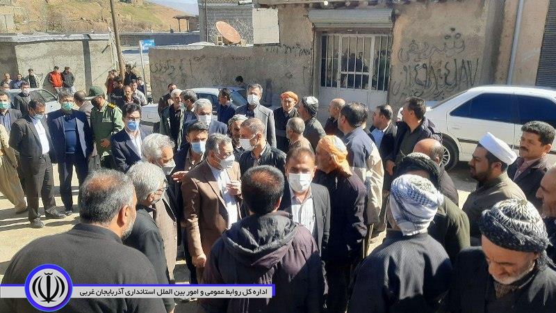 گزارش تصویری از بازدید فرماندار شهرستان شاهین دژ ونماینده مجلس شورای اسلامی از روستاهای قوزلوی افشار ,صفاخانه و زیدکندی در بخش مرکزی