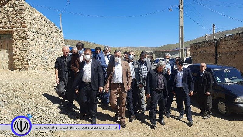 گزارش تصویری از بازدید فرماندار شهرستان شاهین دژ ونماینده مجلس شورای اسلامی از روستاهای قوزلوی افشار ,صفاخانه و زیدکندی در بخش مرکزی
