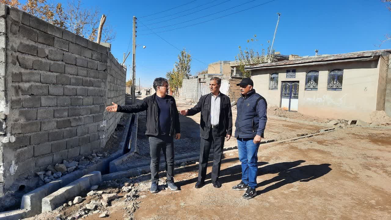 زیرسازی ،شن ریزی معابر روستای قره تپه