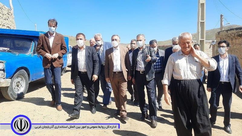گزارش تصویری از بازدید فرماندار شهرستان شاهین دژ ونماینده مجلس شورای اسلامی از روستاهای قوزلوی افشار ,صفاخانه و زیدکندی در بخش مرکزی
